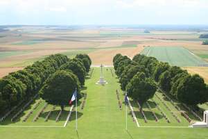 Villers Bretonneux meomrial